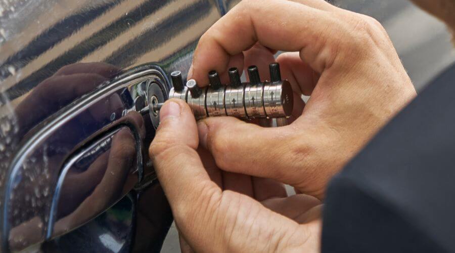 Professional residential roofers in Beauty, KY